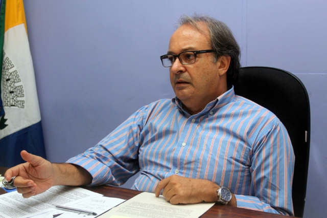 Cláudio Linhares
