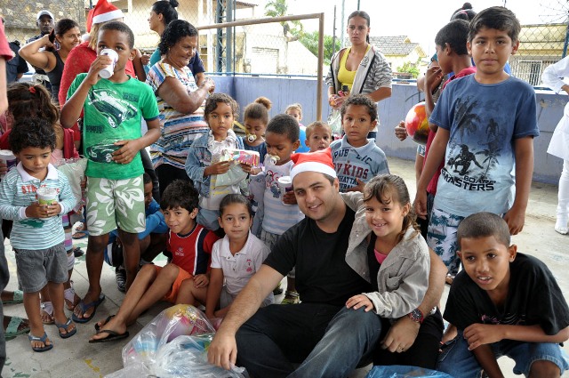 Natal solidário PR 11