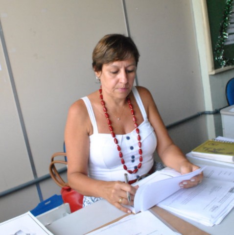 Sirlene Azeredo Sec.  Educação Campoos