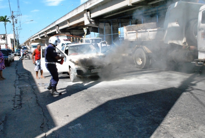 carro fogo 2712 8