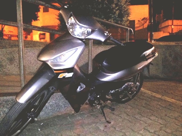moto 2001