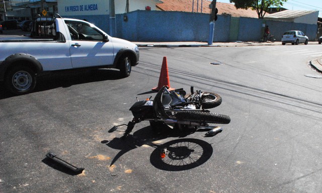 moto 2401 3