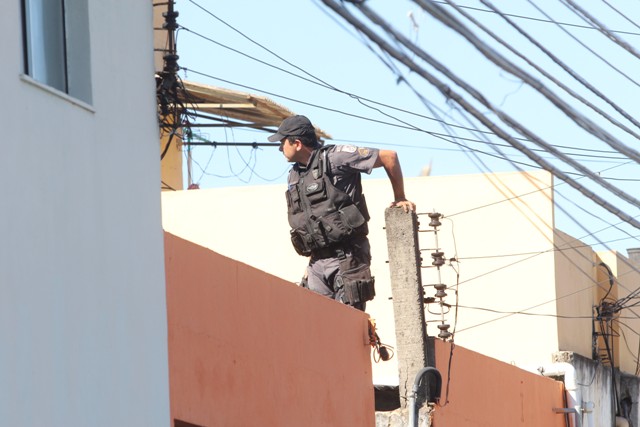 troca de tiros 3