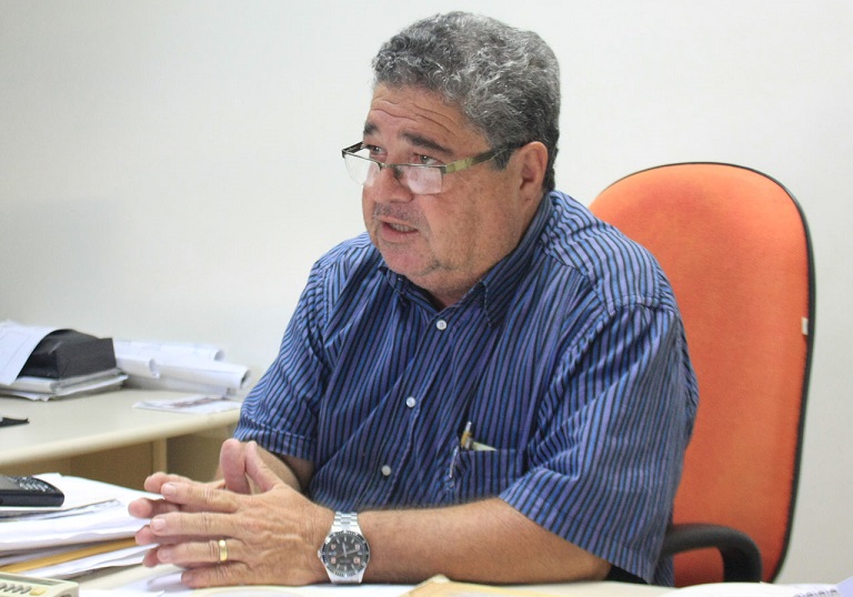 César Romero 4