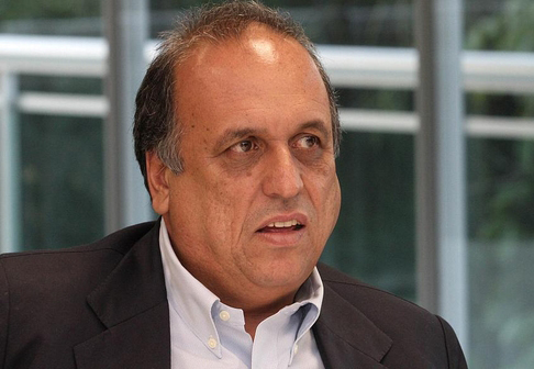 Luiz-Fernando-Pezao-vice-governador-do-Rio-de-Janeiro-e-acusado-de-pre-campanha-eleitoral-size-598