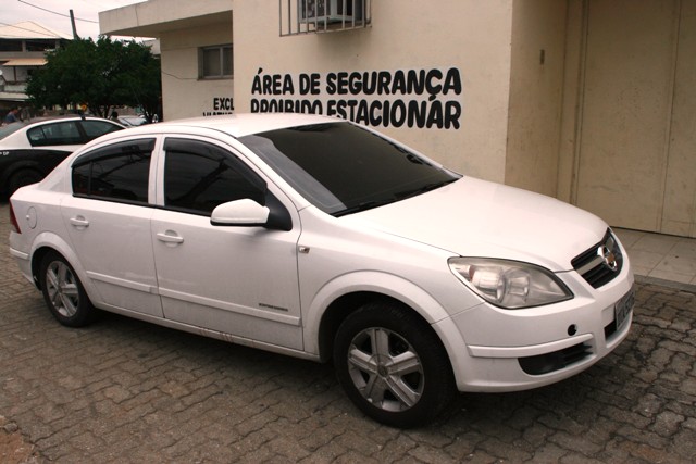 carro crime 2403