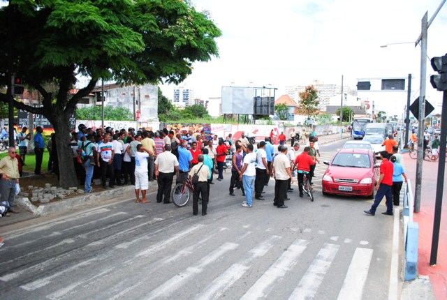 rodoviários avenida 28 de março