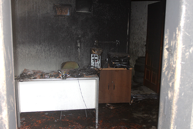 Incêndio em Em galpão de Remofeladora de Pneus em Guarus _5789 (65)