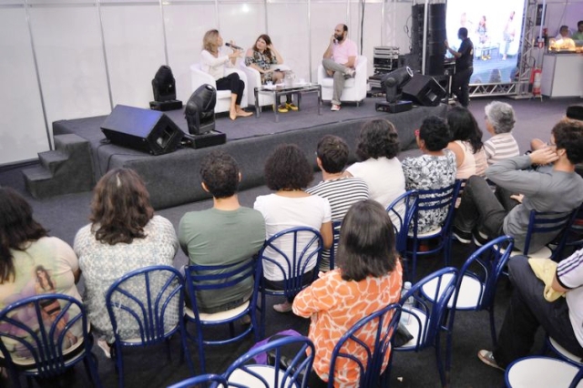 escritoras bienal 2