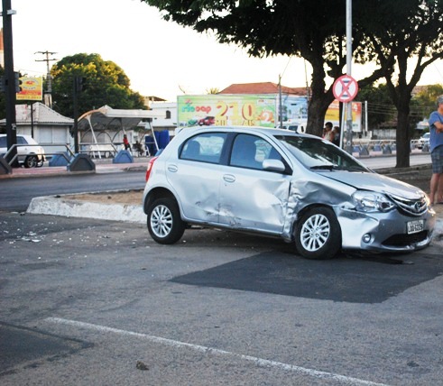 acidente 28de março 0806 2