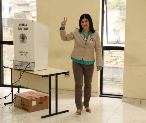 Rosinha vota 3