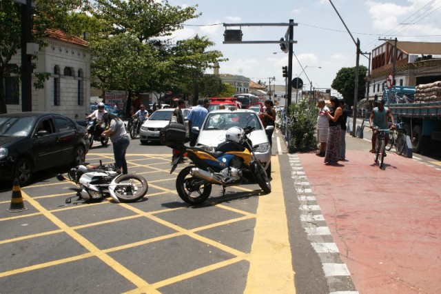 colisão 2111 2