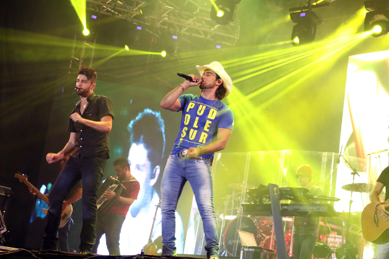 Munhoz e Mariano 9