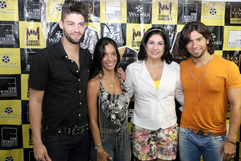 Rosinha Munha e Mariano 1
