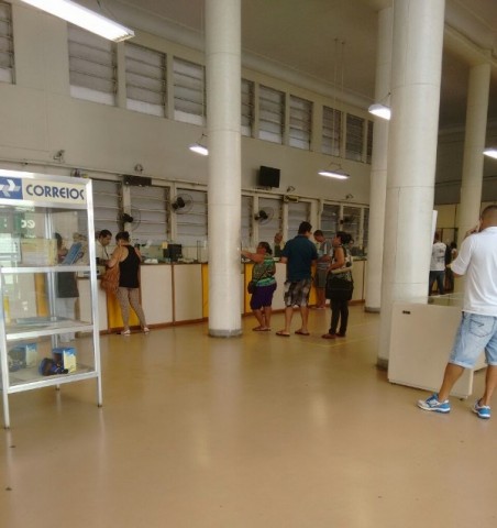 Correios 1703