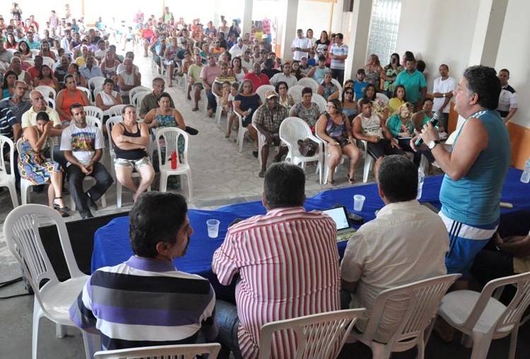 Garotinho reunião Farol 3