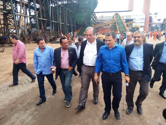 Governador também visita as obras de melhoria da Usina Sapucaia(Foto: Saulo Garcez/Campos 24 Horas)