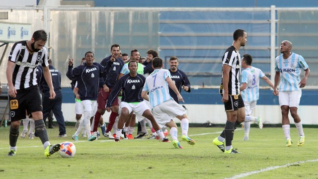 Macaé x botafogo