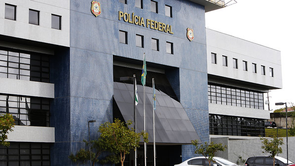 brasil-politica-operacao-lava-jato-20141115-46-1-size-598