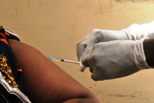 Vacina-ebola-AFP