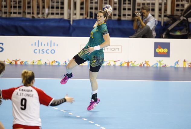 Deonise Fachinelo pede humildade ao Brasil contra México