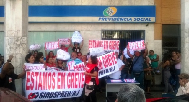 INSS greve