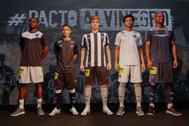 Atletas foram modelos para mostrar as novas camisas do Botafogo