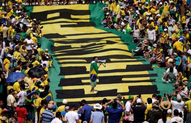 manifestação-Brasil