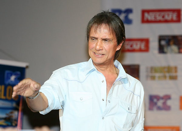 05_robertocarlos600_agnews