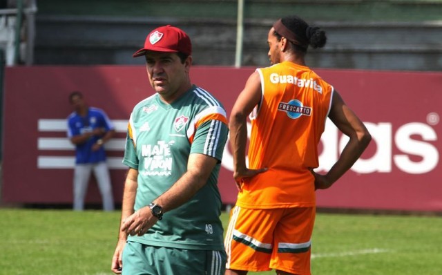 Enderson Moreira conversa com Fred