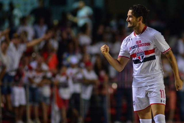 Pato entrou para história do São Paulo no Morumbi