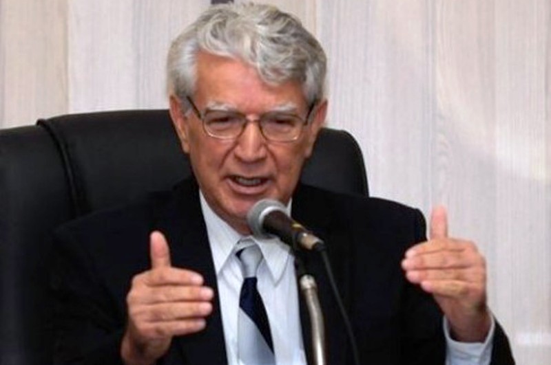 Edson-Batista-e1425125361367