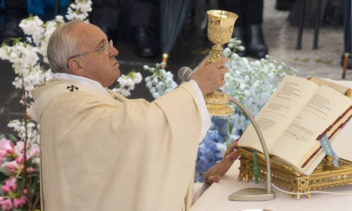 Vatican-Pope-Easter-GHG254AEV.1