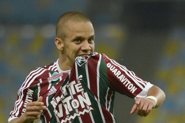 Marcos Júnior fez um golaço na vitória do Fluminense