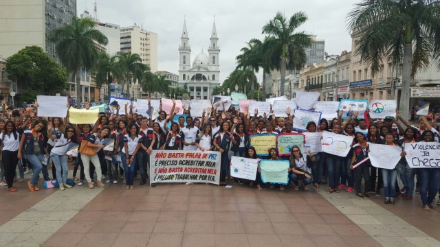 jovens-pela-paz