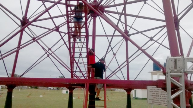 monumento-farol