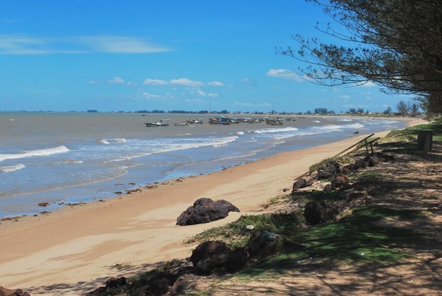 Praia de Guaxindiba