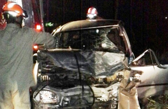 Carro que capotou em Dores de Macabu