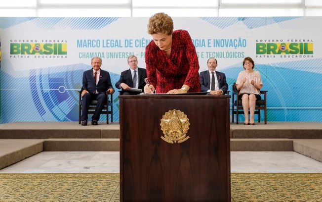 dilma21