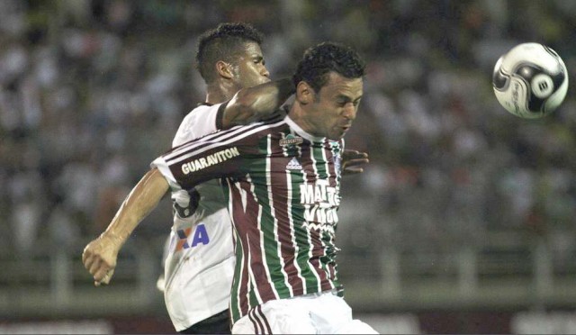 Fred se envolveu em uma confusão com Léo no início do segundo tempo