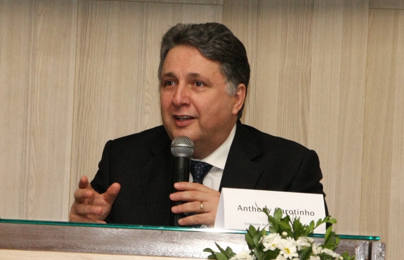 Garotinho 2302