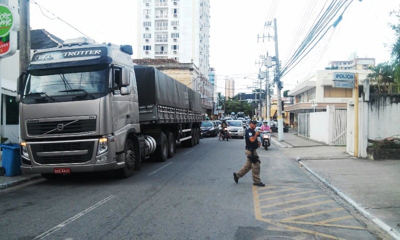 caminhão roubado 1