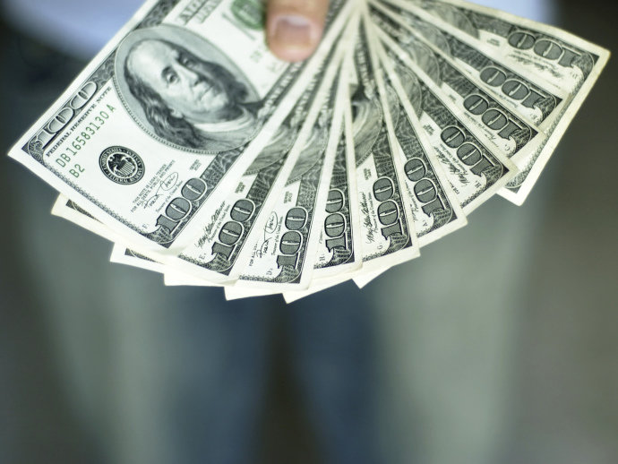 dólar17