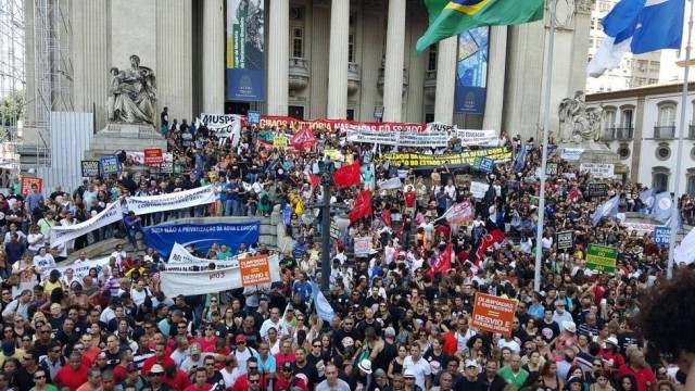 manifestação na Alerj