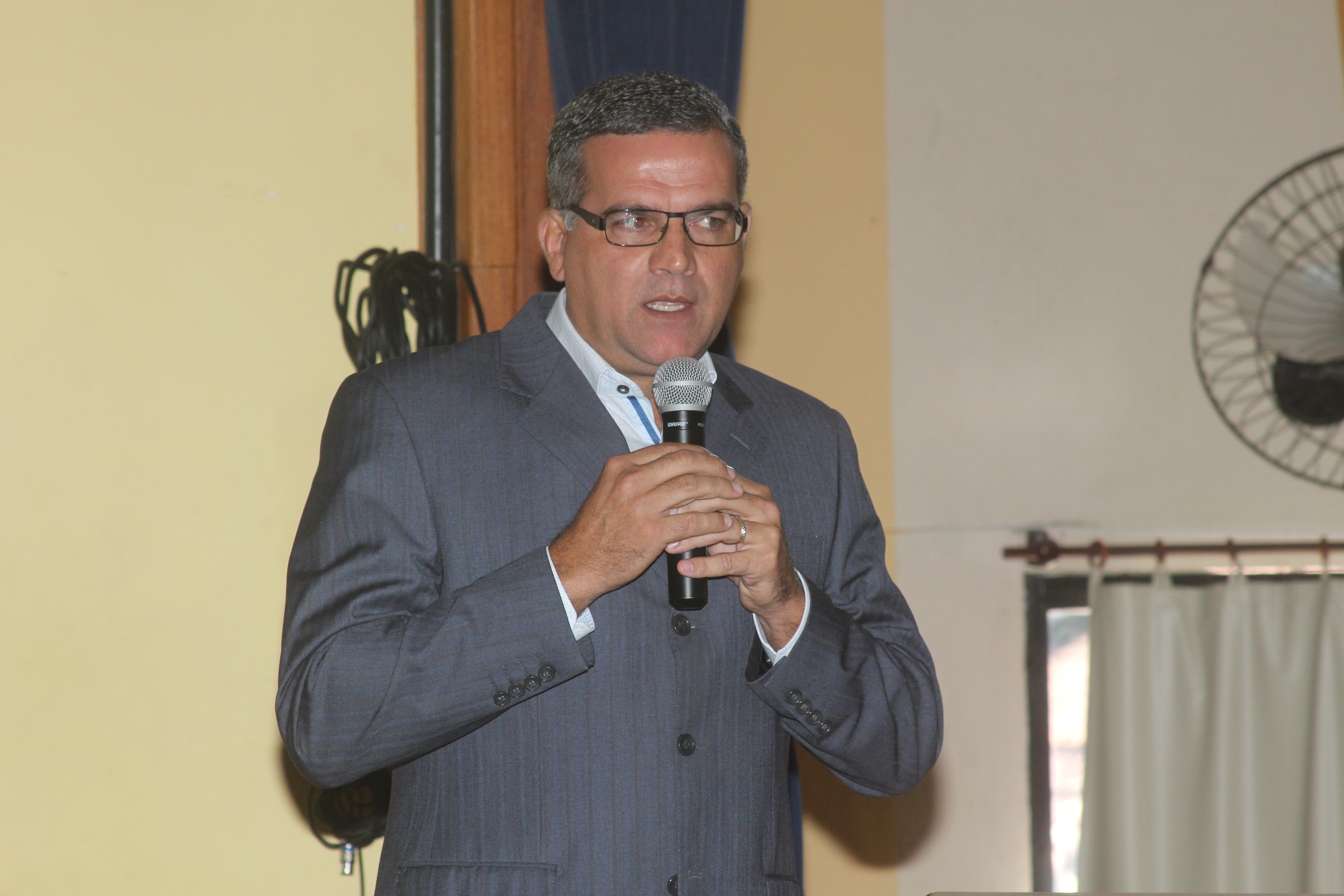 Reunião do Bispo Dom Roberto Ferreria e os prés candidatos a sucessão Municipal de Campos - Alexandre Tadeu 20160423 IF- (52)