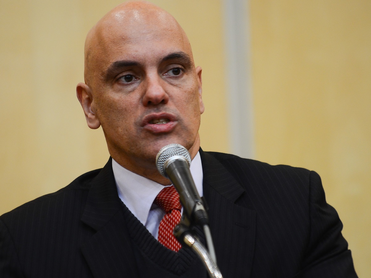 Alexandre Moraes discute combate a violência contra a mulher