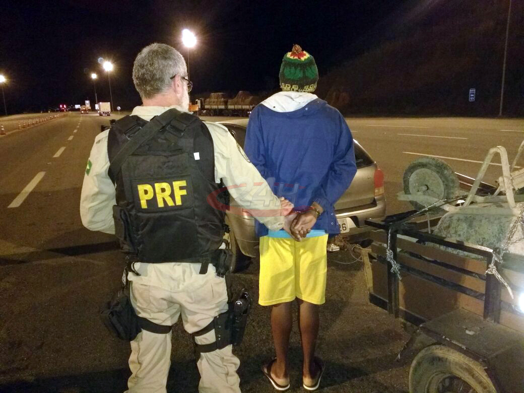 PRF - Foragido da justiça da Bahia é preso na BR-101 - 28_07_2016