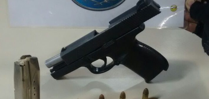 Polícia impede crime e prende jovem com pistola municiada