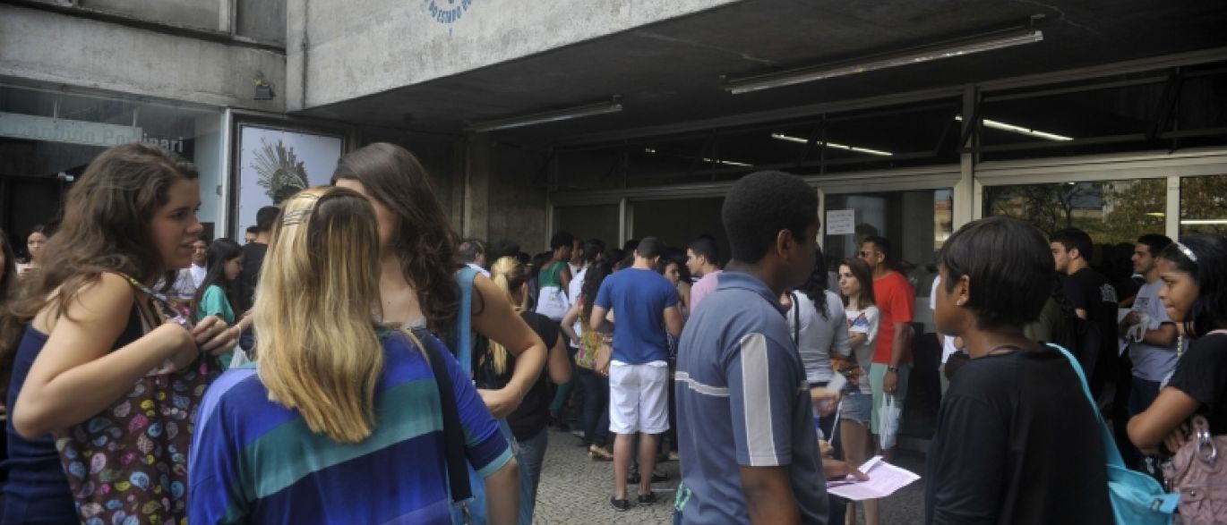 estudantes
