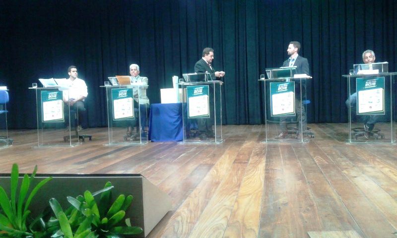 debate_candidatos_a_prefeito